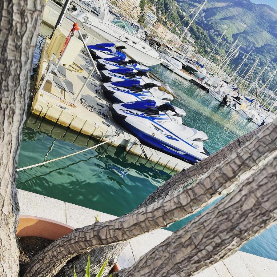 Location Saisonniere Menton 220 M Des Plages المظهر الخارجي الصورة